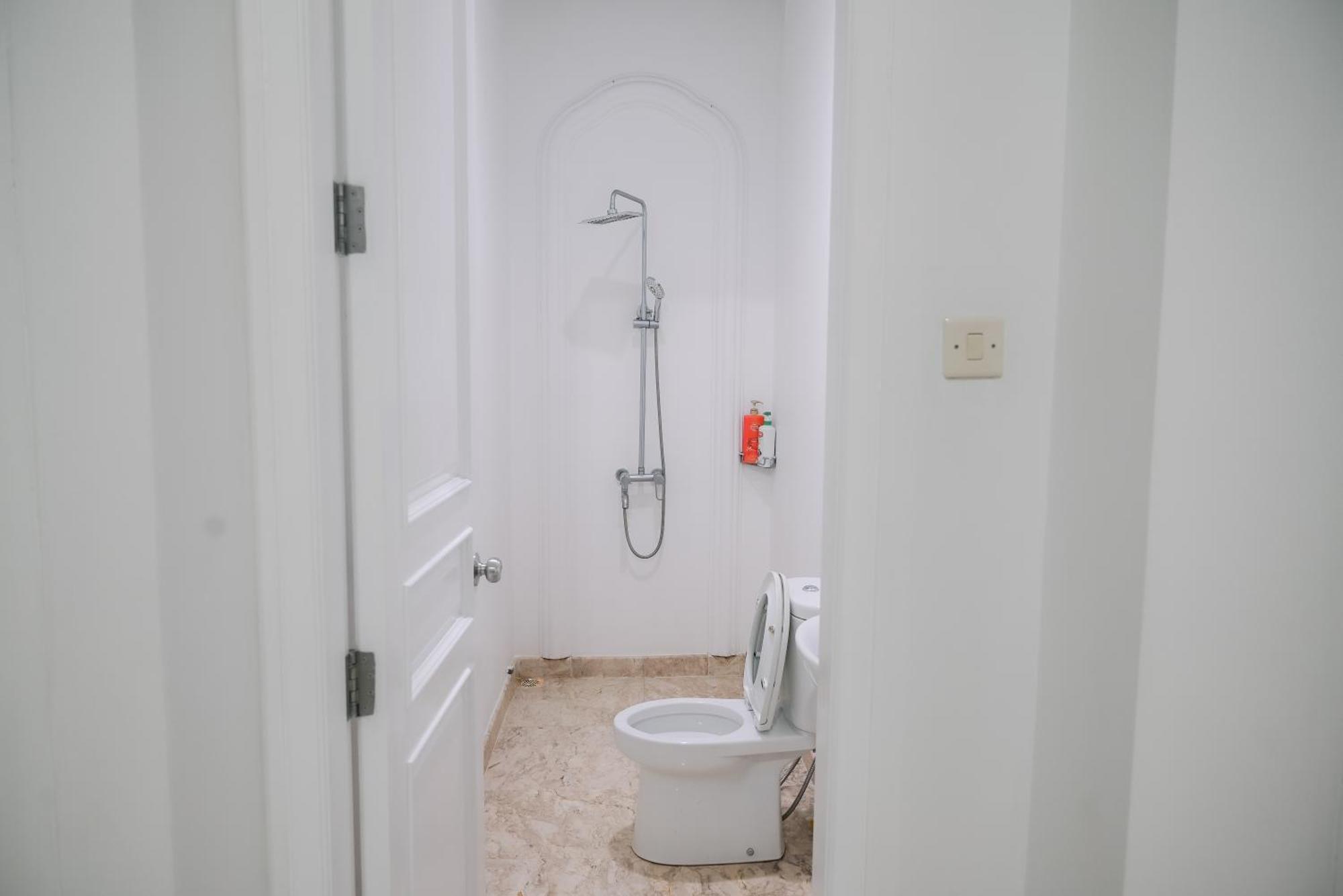 Kirana Guest House Богор Екстер'єр фото