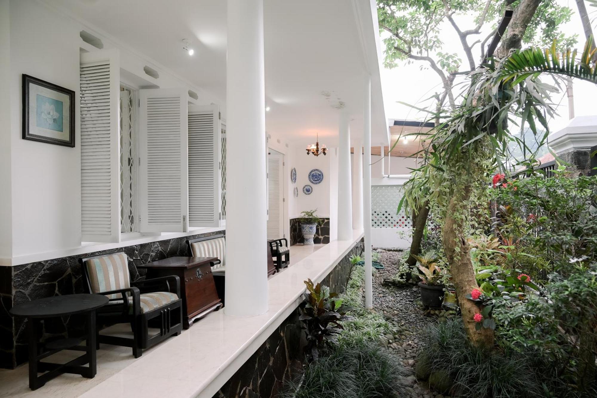 Kirana Guest House Богор Екстер'єр фото